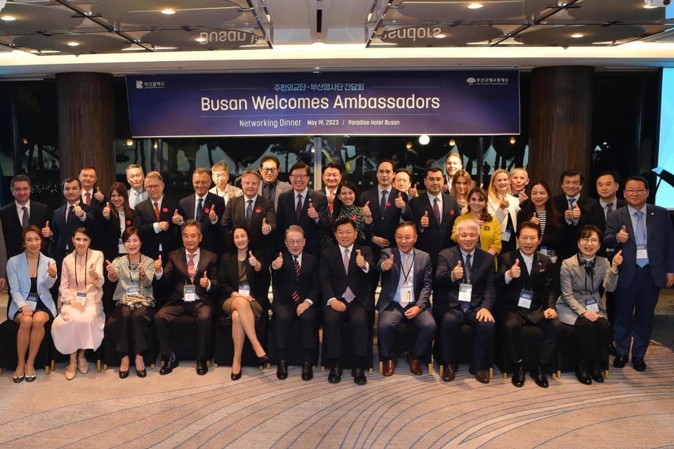 Busan Hosts Foreign Diplomats to Showcase its Global Hub City Potential